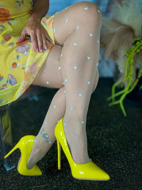 Bright yellow stiletto to make your day even brighter  by amorboudoir