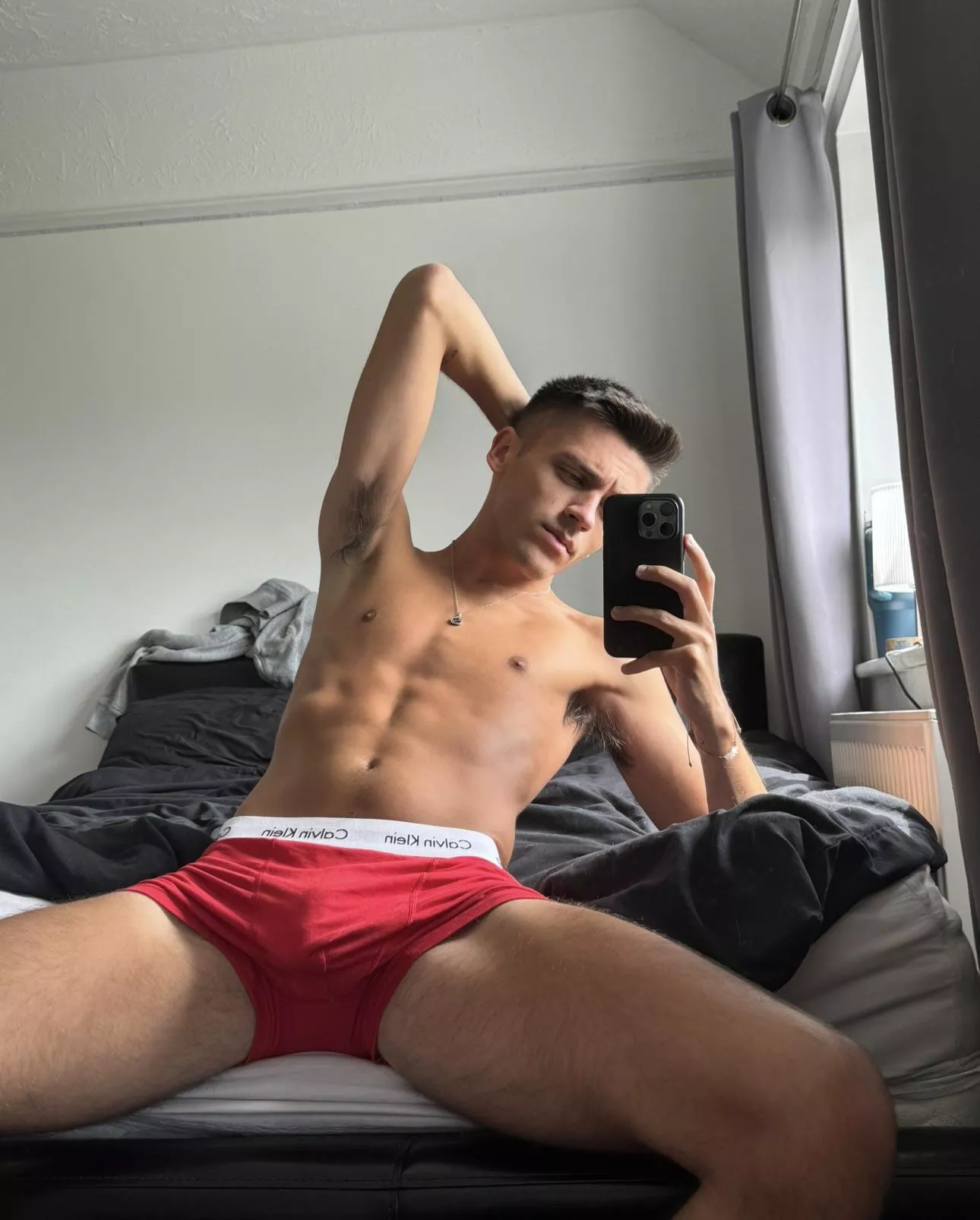 do you wake up with sweaty pits  posted by josh07103