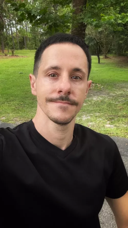 Hey everyone  by rhh1977