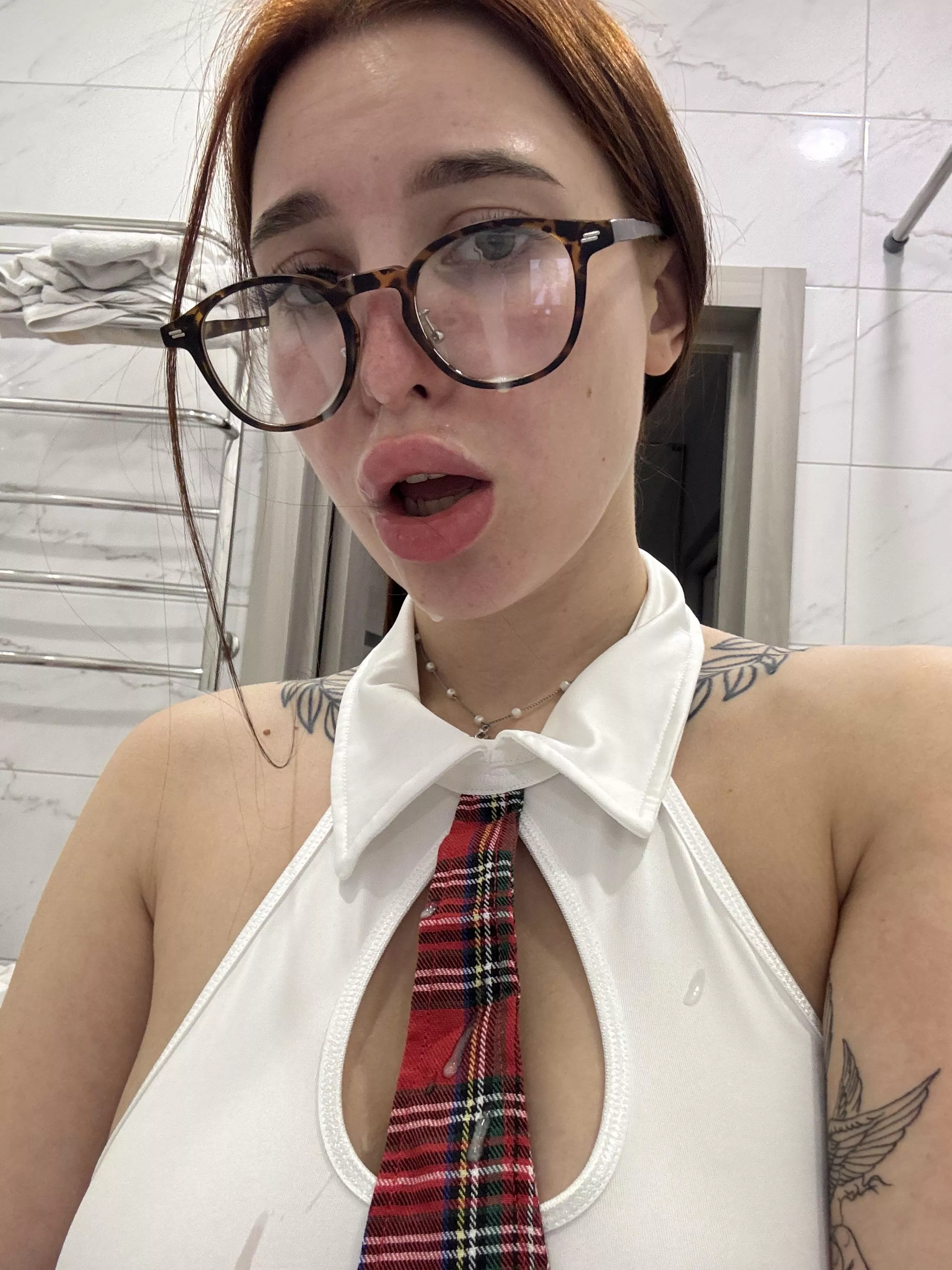 I want to hear few words about seeing posted by petite_elisabeth