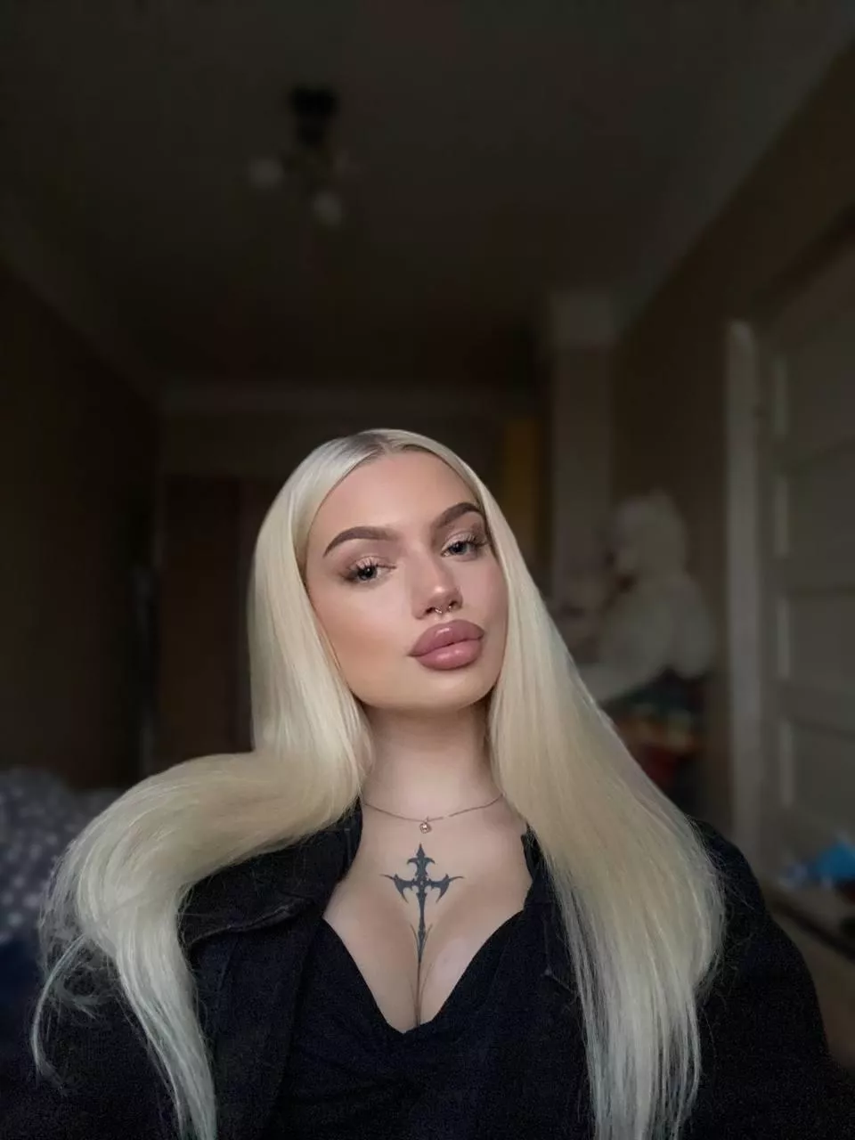 Lips who will take you to heaven  posted by baby1rat