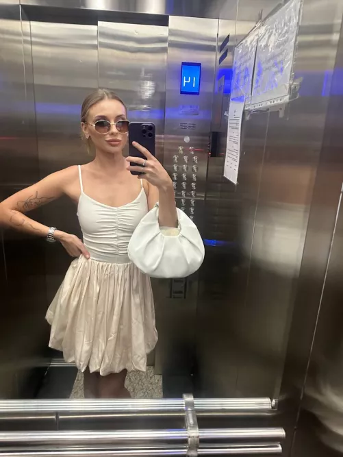 Look good?  by flirty_luna