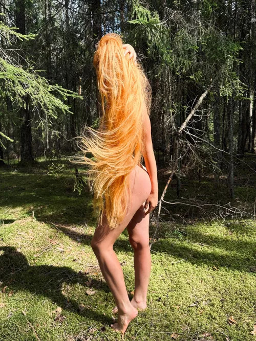 Merging with the sun  by LustChloe