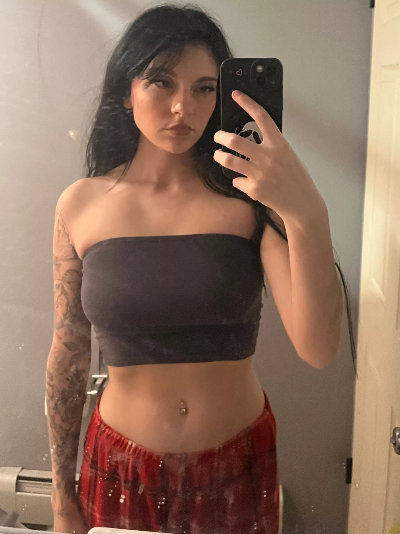 Oh, I didn't get the memo. Are we just doing crop tops here? posted by xwillowrose