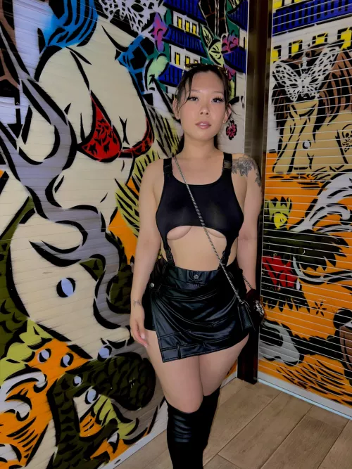 Ready to hit the town by linglingcreampie