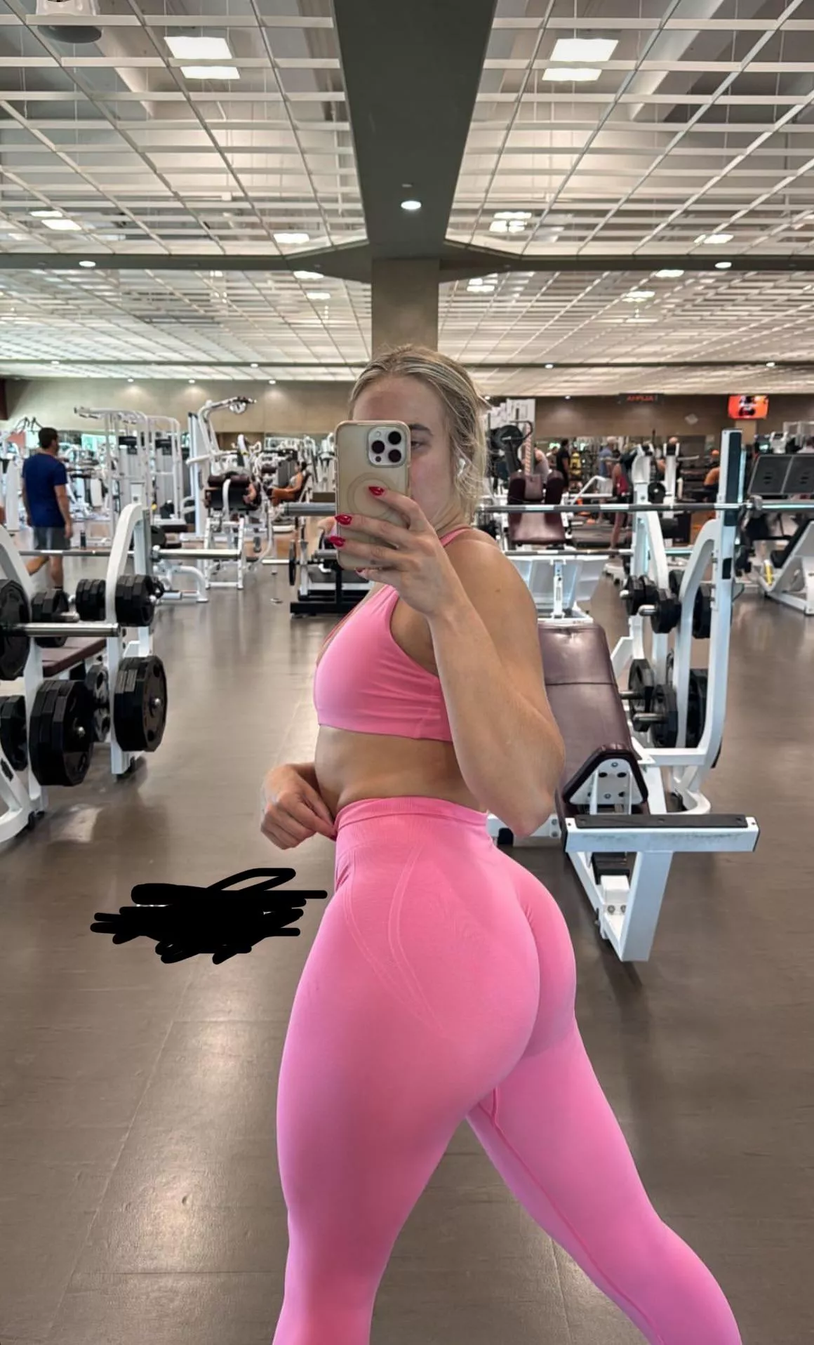 She’s very fit posted by harrymichaels316