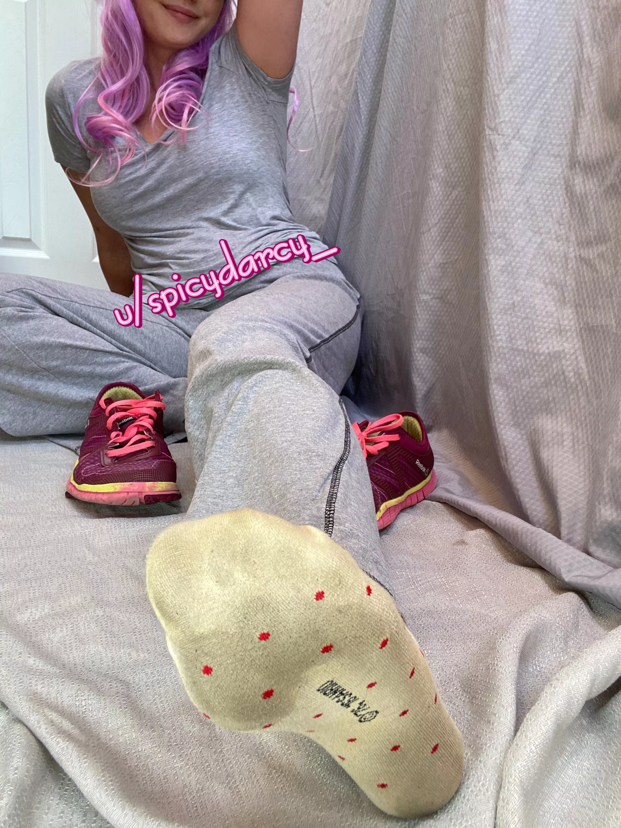 socks always look better with a little prints posted by Spicydarcy_