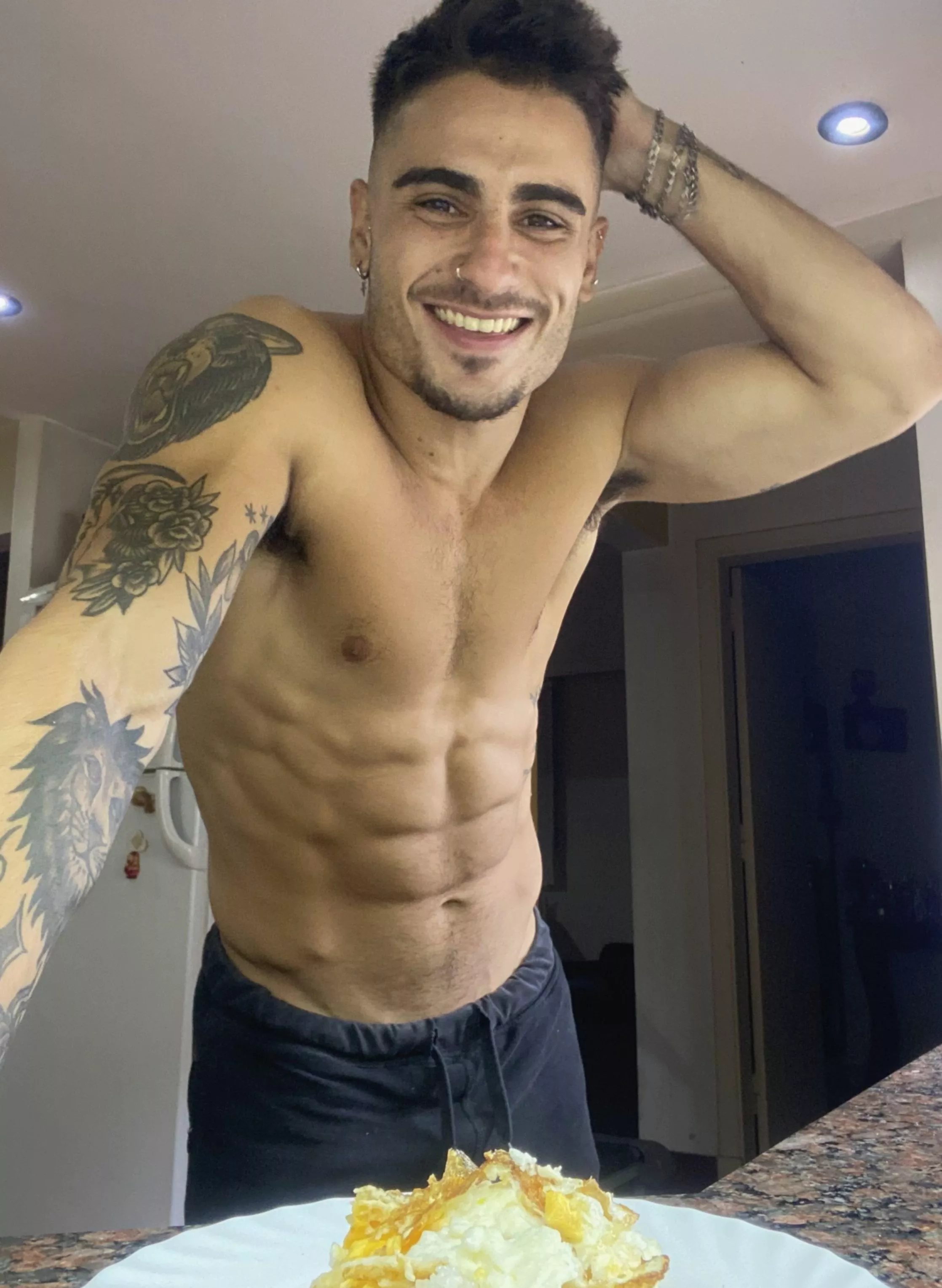 Can you imagine feeling these scrumptious armpits against your face? posted by OlieTheKing