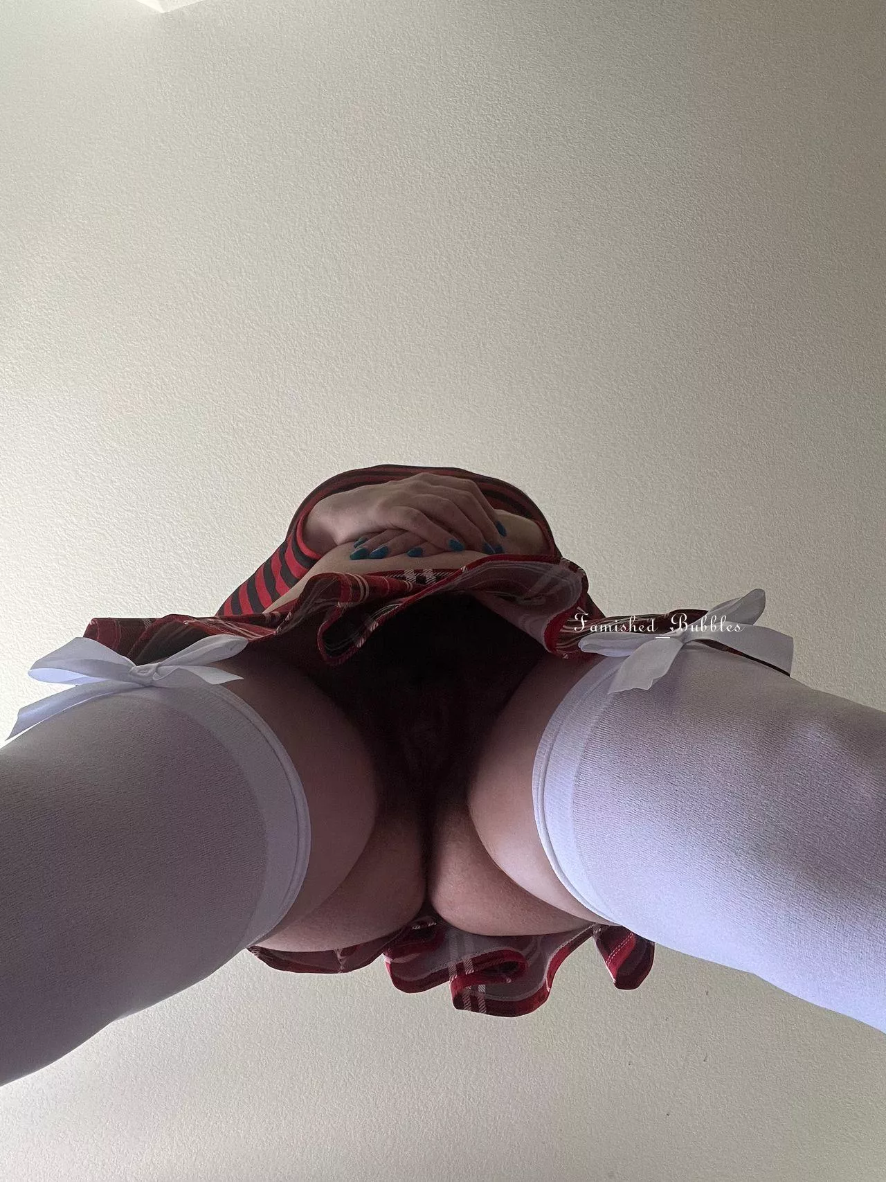 Describe my extremely [h]airy pussy posted by Famishedbubbles