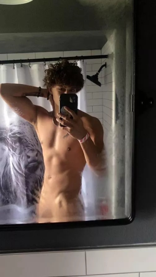 hows my V posted by Fabulous_Ad_8803