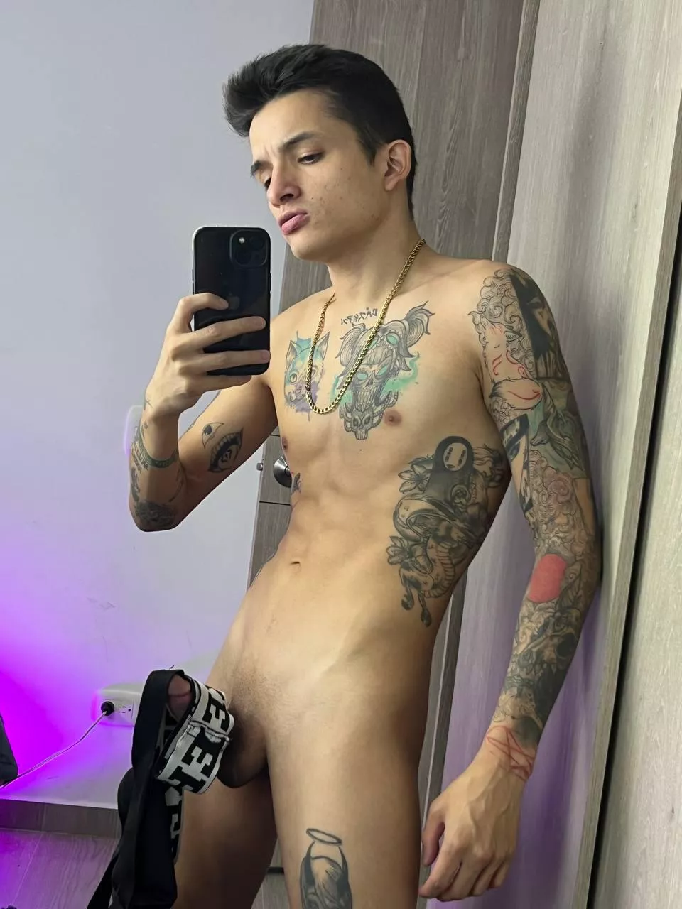 I have a surprise for you 😈 posted by Jintwink_