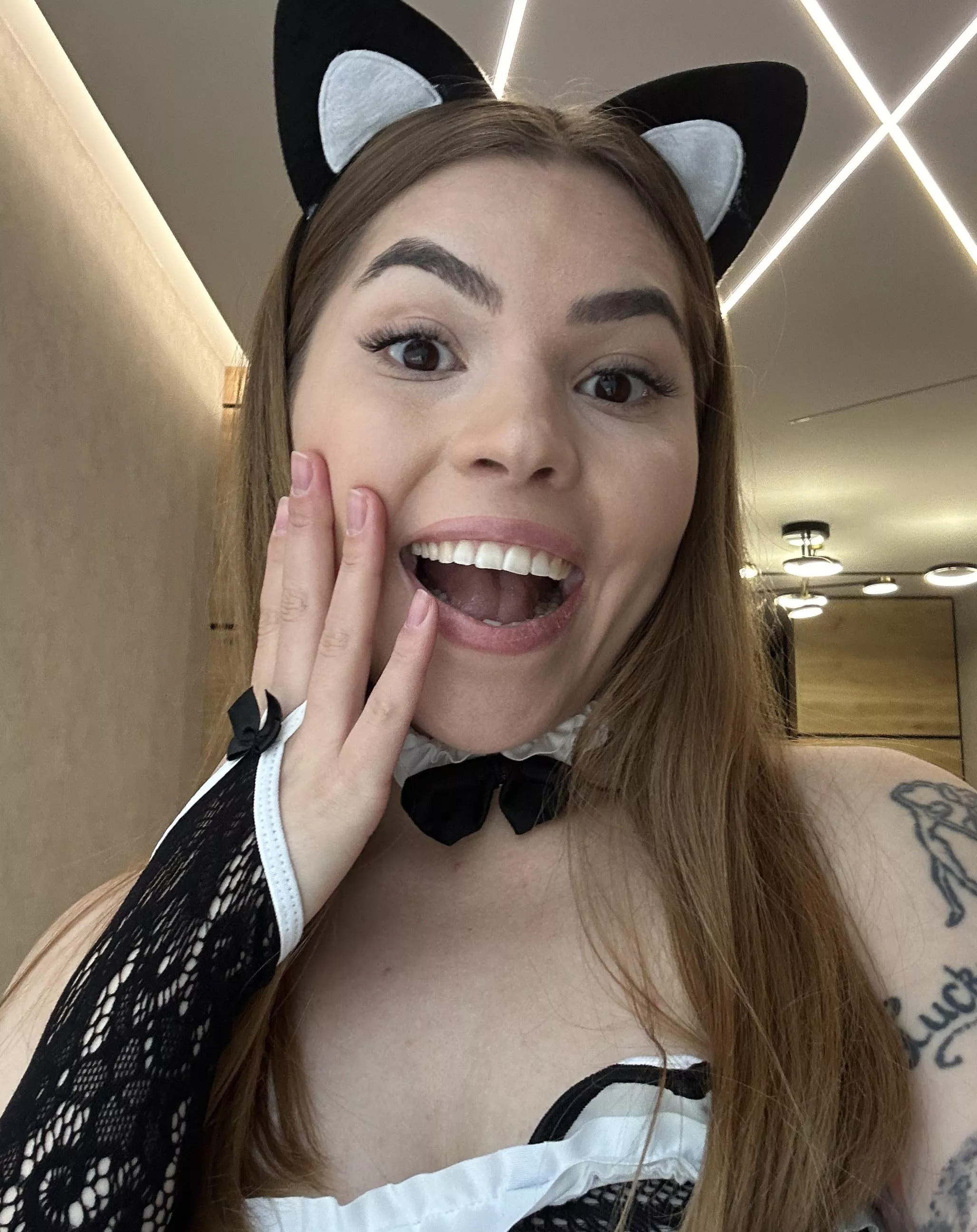 I'm so happy, I see the sausage in your hands posted by plagueyraft42