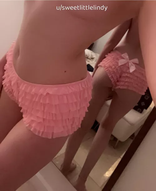 Like my panties? by sweetlittlelindy