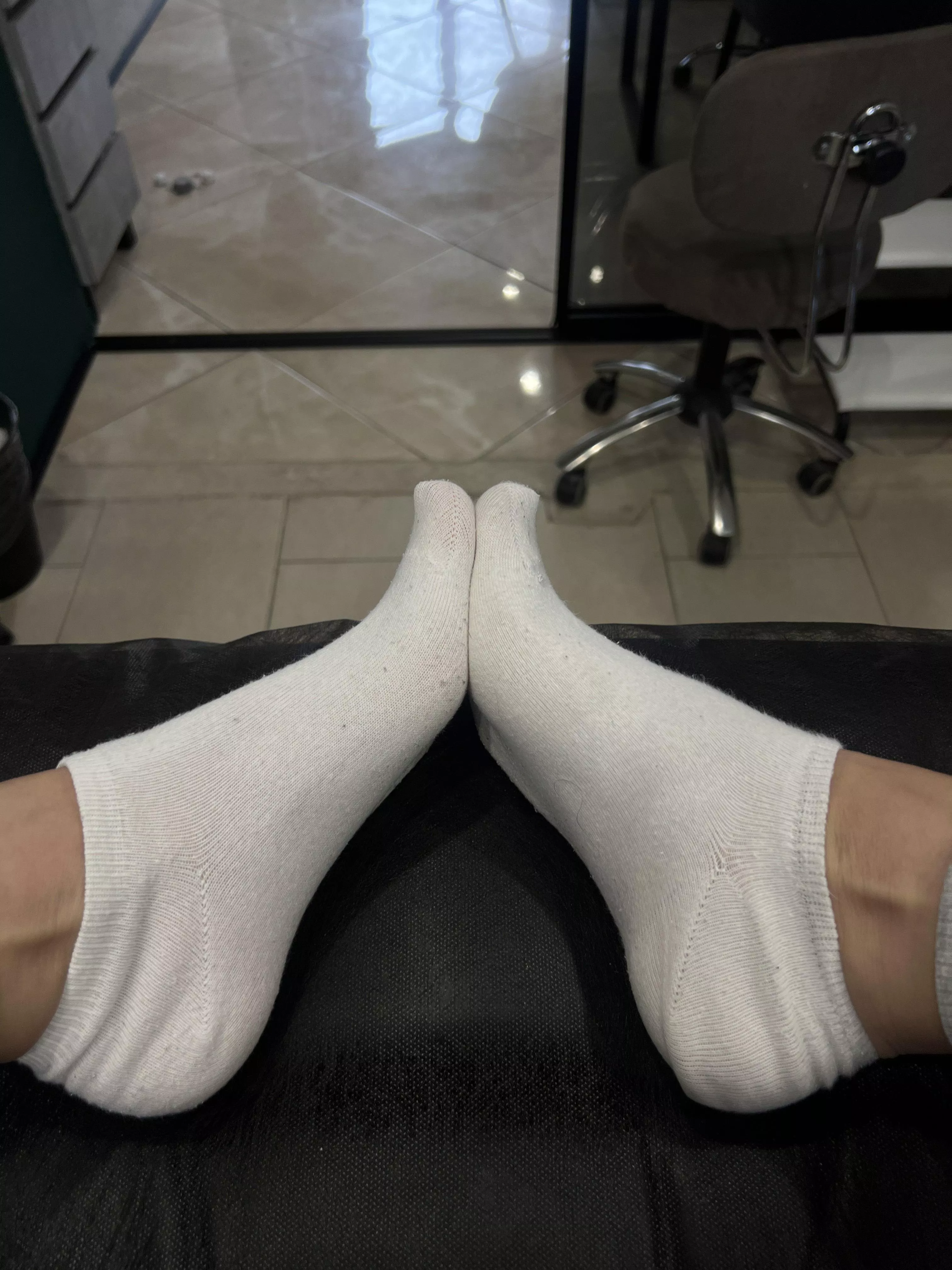 Rate my feet with mesh socks posted by Fondlyoutput
