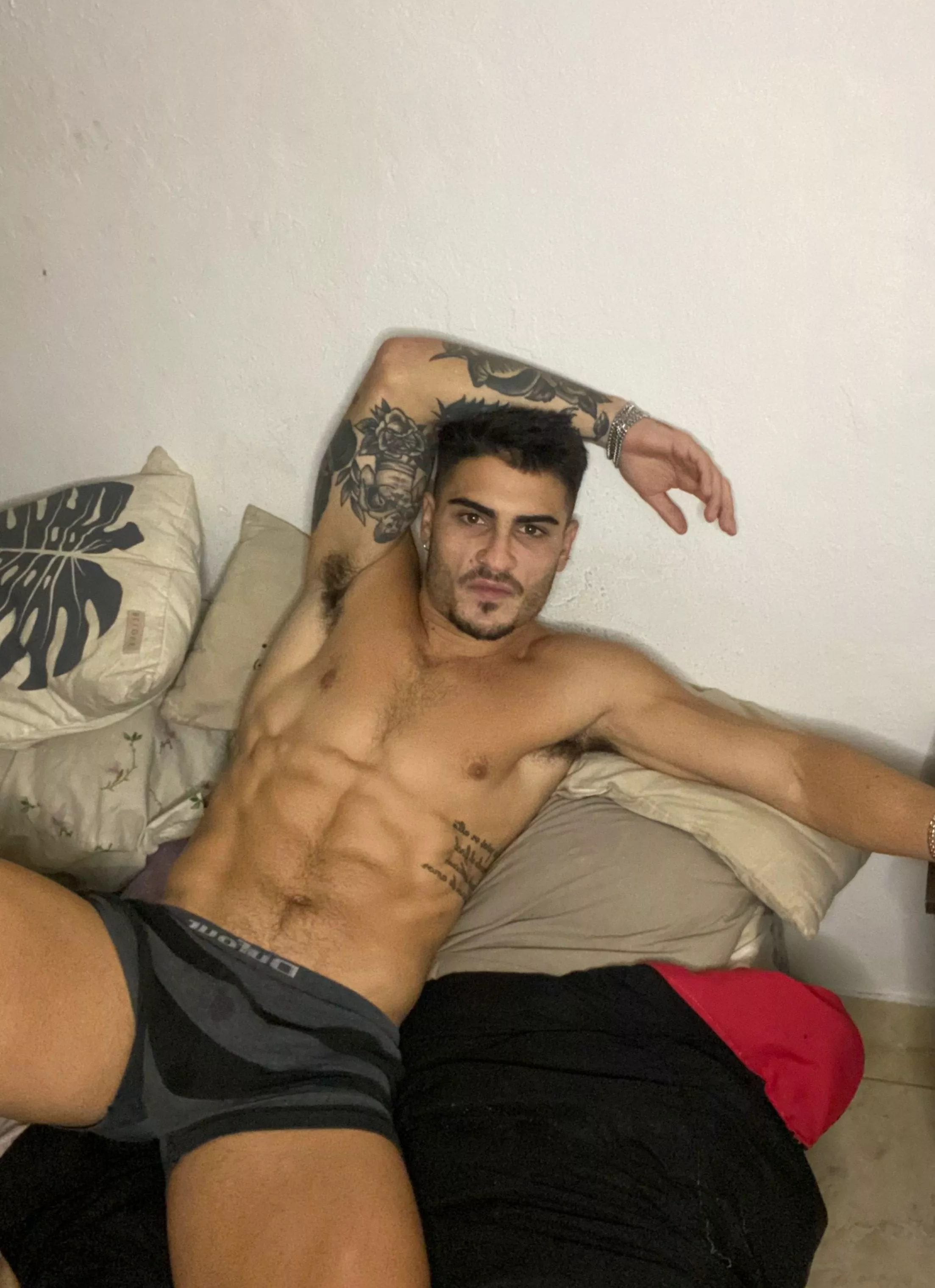 Submit to me: describe your perfect domination scenario posted by KingOliverXOXO