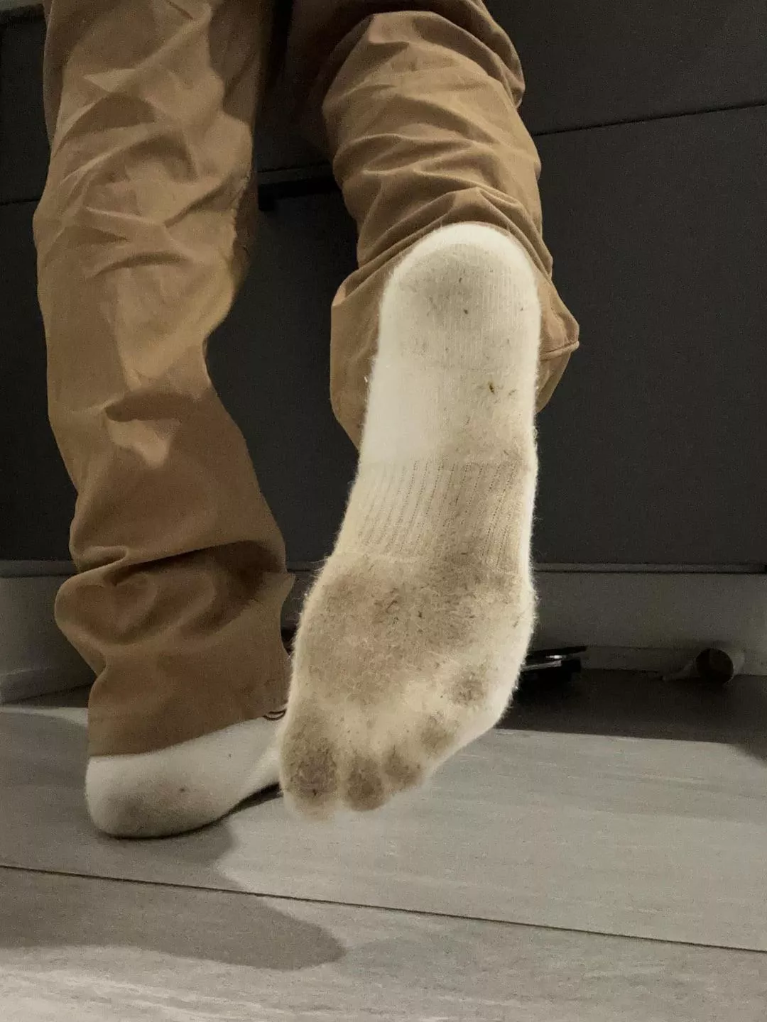 Who likes dirty nikes posted by Your_sexysecret