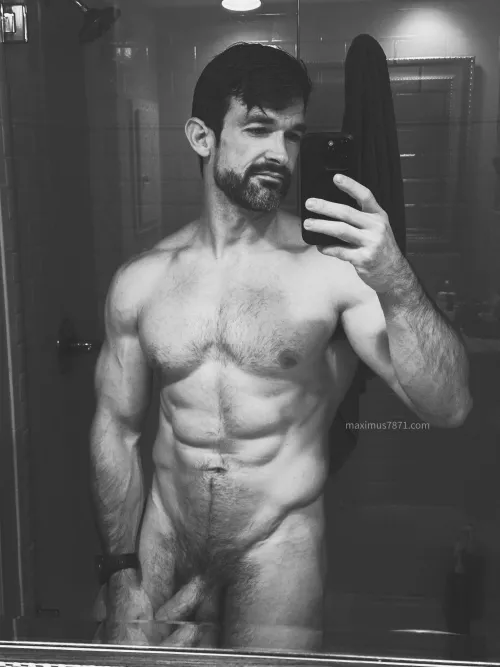 A midday quickie and nap does the body good 😌 by maximus_787