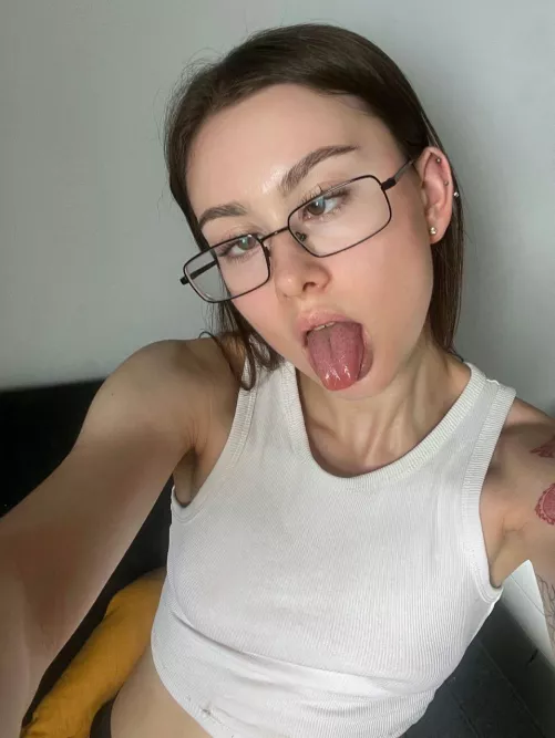 any gamers here? by absentminsde