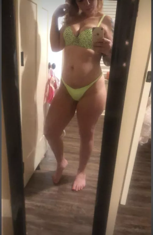 Anyone awake? Cant sleep.. I’m horny. DMs open  by MckameyRose