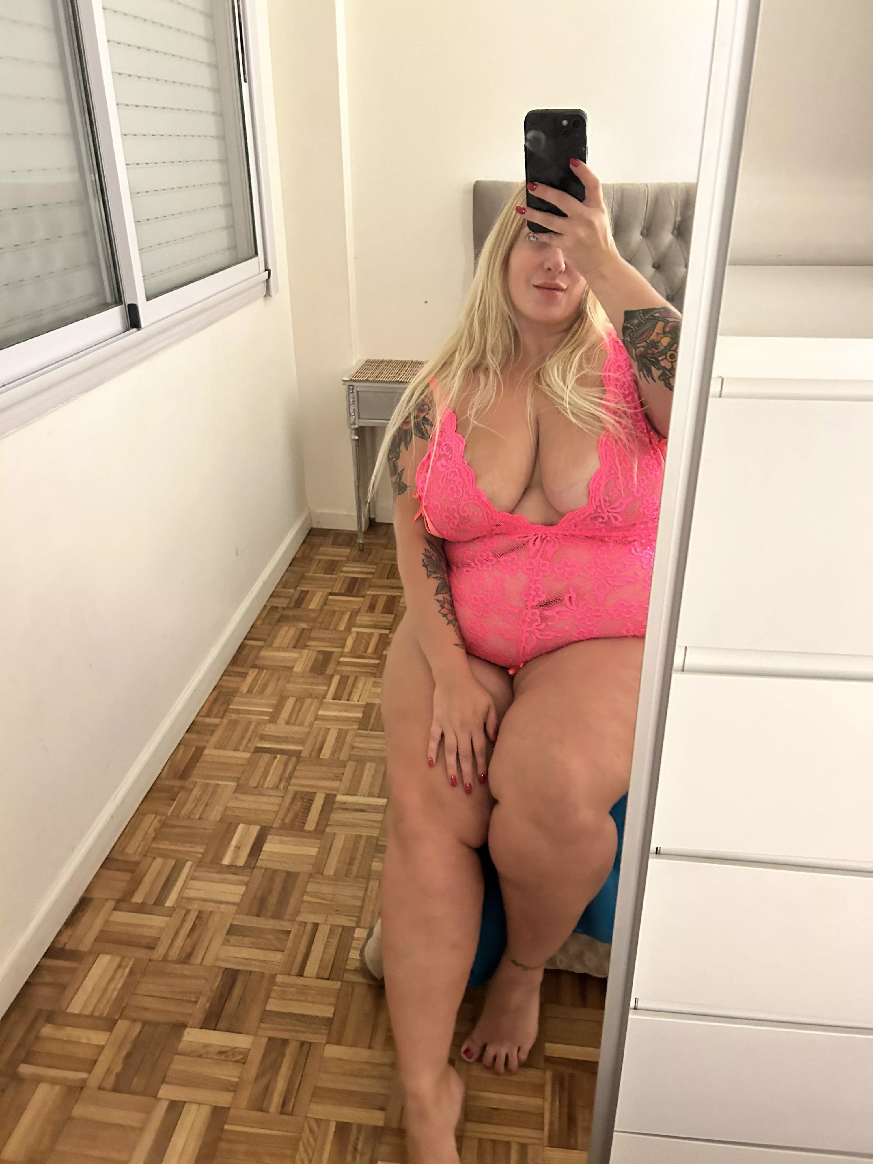 describe your dream girl in two words :) posted by its_anna_johnson