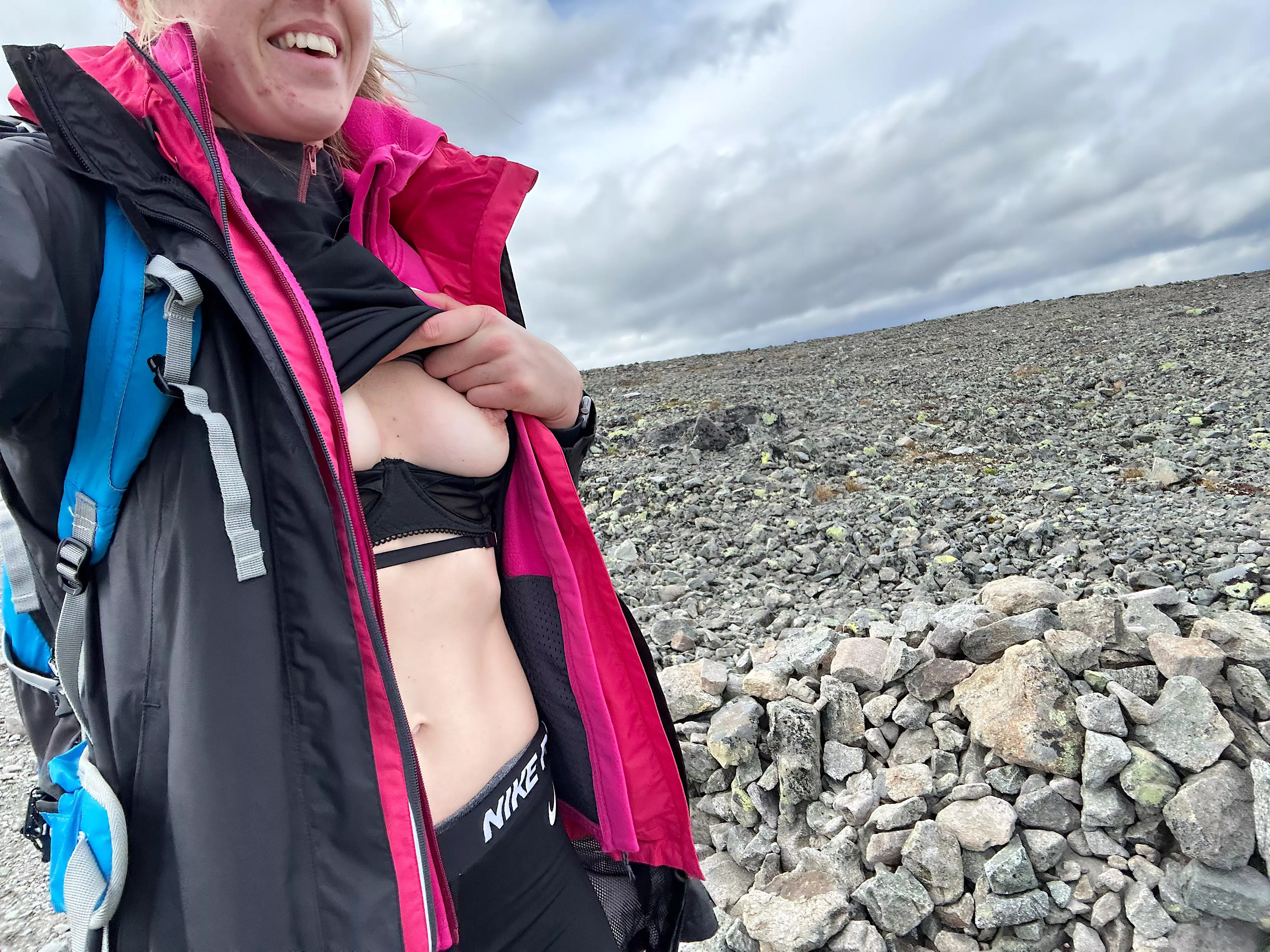 Flashing on a hike posted by mysteriouskittycat