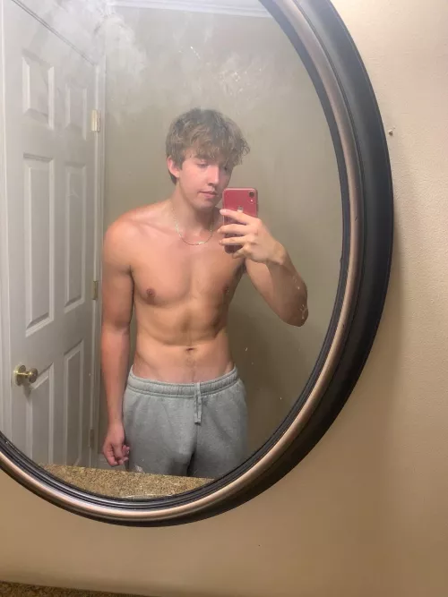 Grey sweatpants haha by [deleted]