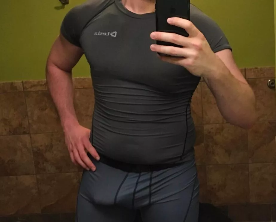 Hopefully this qualifies as an outline  posted by Thatsabigboy1