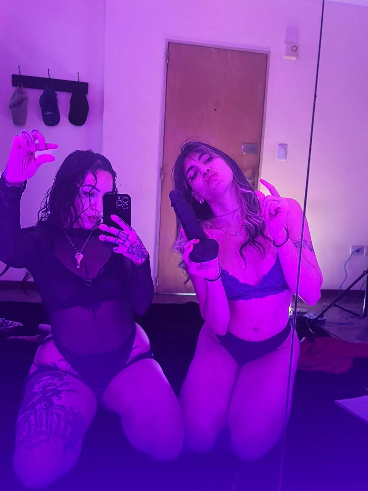 Lot of assess were trained this afternoon posted by lilithbitch1999