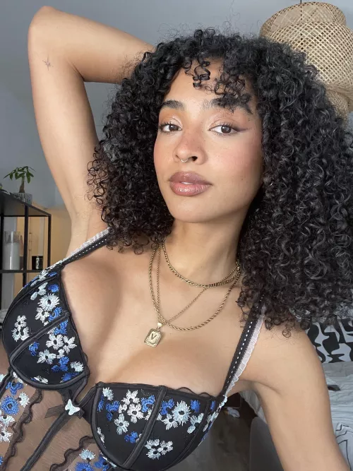 Love when the lingerie set is matchy with my color by Aubreyheartsss