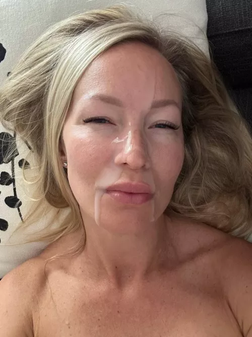 My face looks better covered in cum by _LUNA_angel