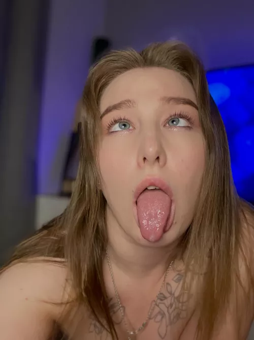 Oh, my lord, cum on my doll face. by _Claracece_