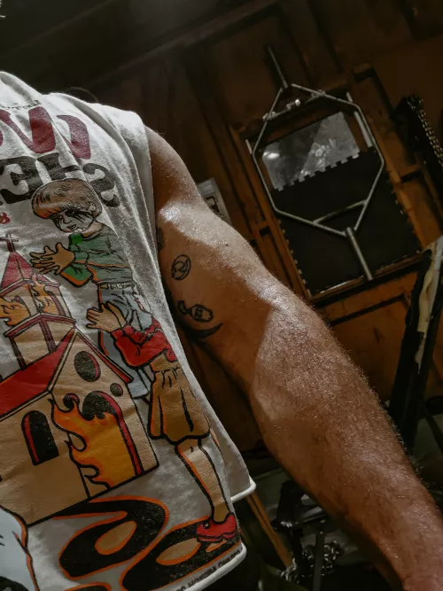 Sometimes accidental pictures work out.  by thelupinefiasco