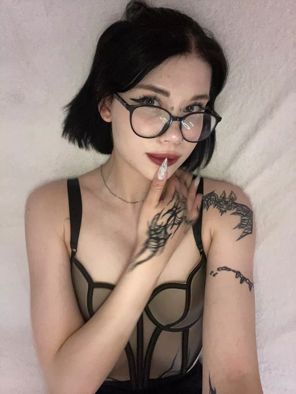 what do you think of this nail design posted by Truecrochet184