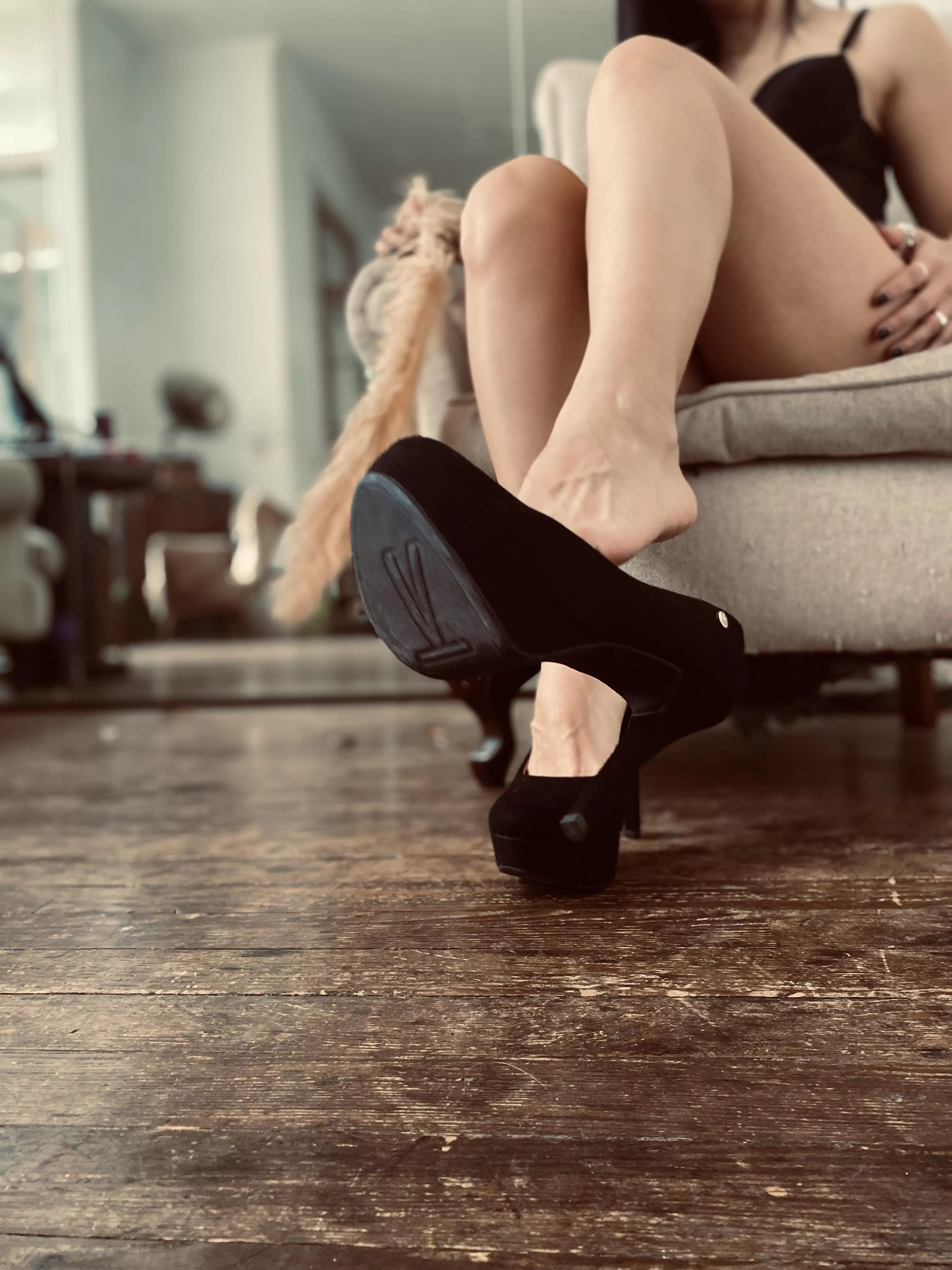 Would you take them off or leave them on..  posted by latinsunshinesol