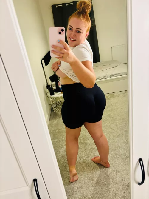 My underboob makes me happy, does it make you happy too by ObedientTablespoon