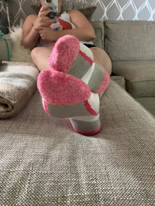 [Selling] You don’t mind if I film you sniffing my red-toed socks, right? Its so cute how my scent draws you in 😏💕 by Tattoo_Goddess420