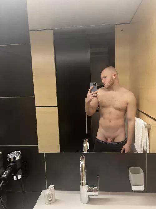 Sexy hotel bath... by Alpha_god_tayler