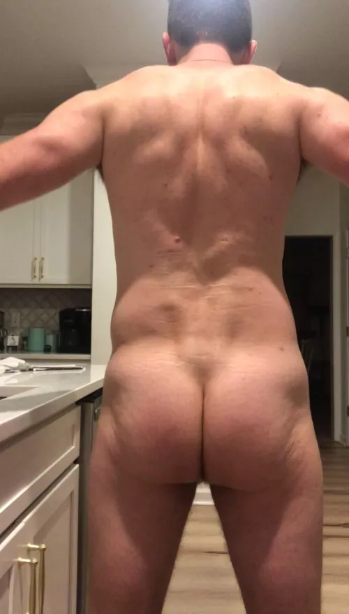 [33] Ladies, who here loves a well defined butt on a guy?! by King6VI6