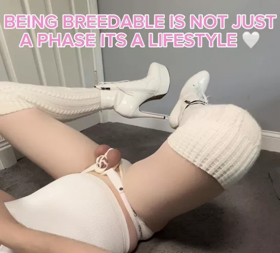 Alright who’s first? 🤭🔒 by Wifuuuu