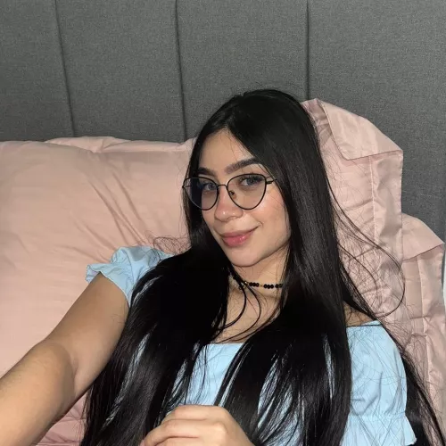 Do you guys know her? I forgot her cam name. by capitanroman