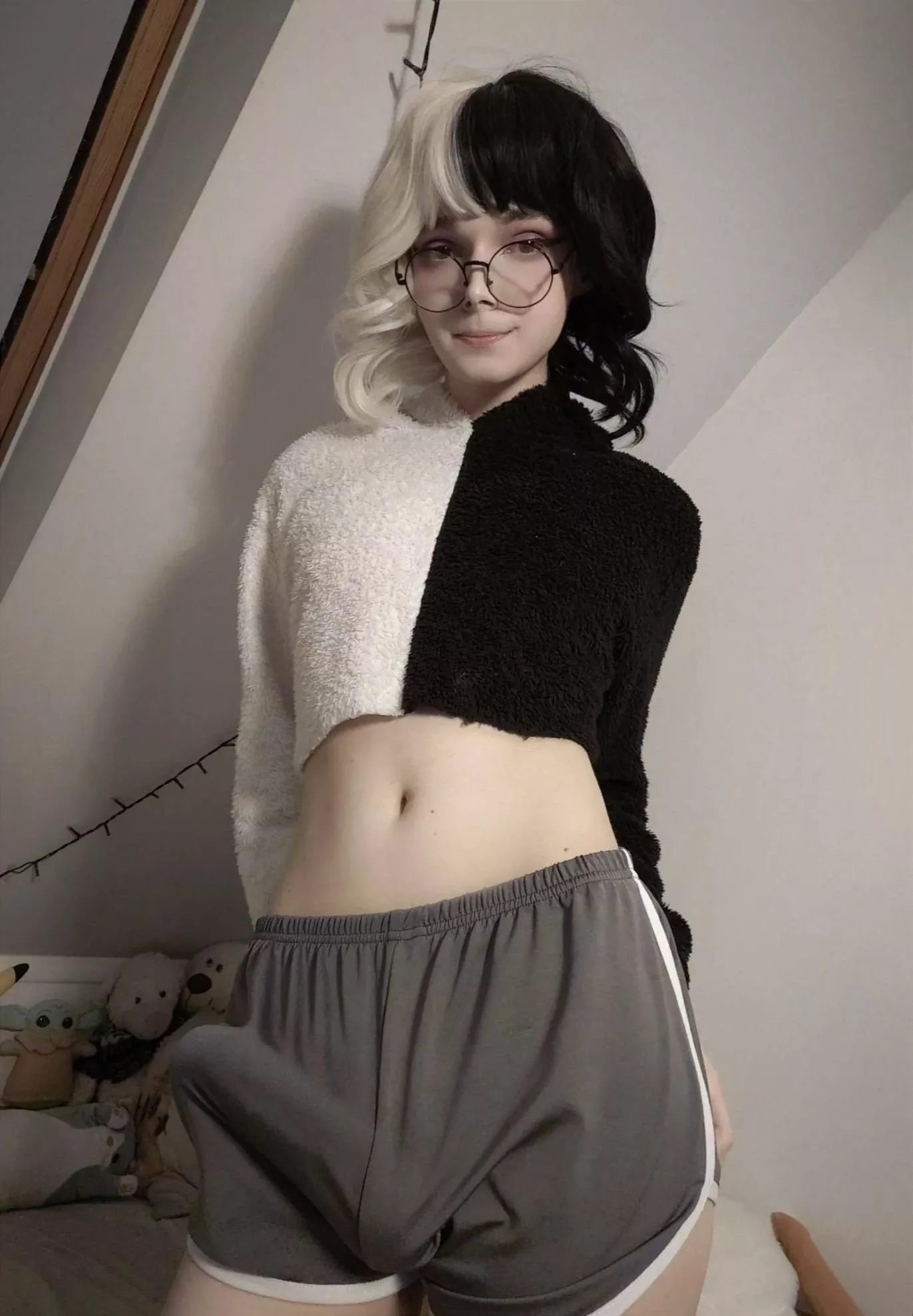 I am a 10 but I have a big girlcock.. what am I? 🥺 posted by MaxHamster69