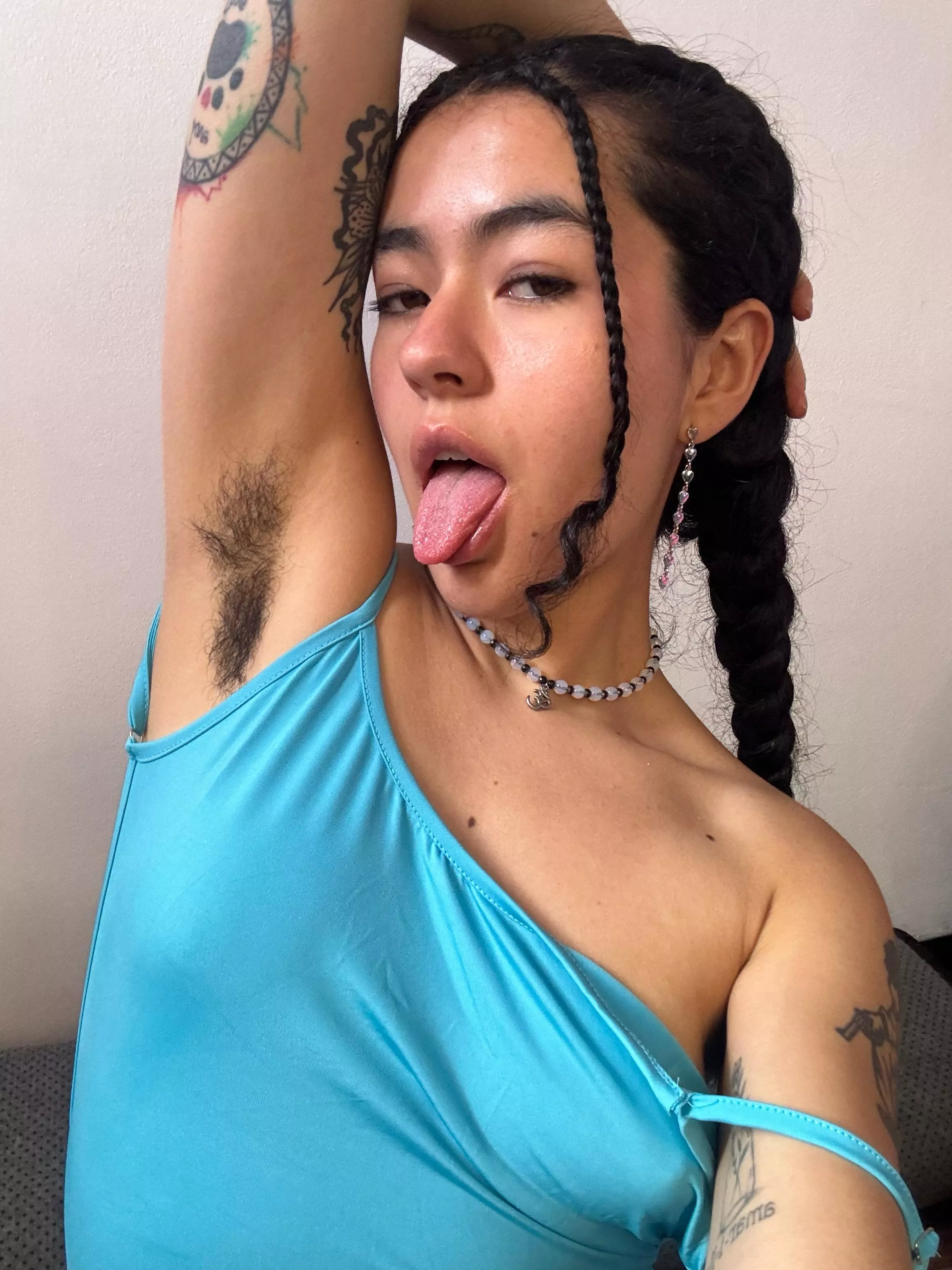 I don’t ever use deodorant before yoga I hope that’s okay posted by Party_Babez