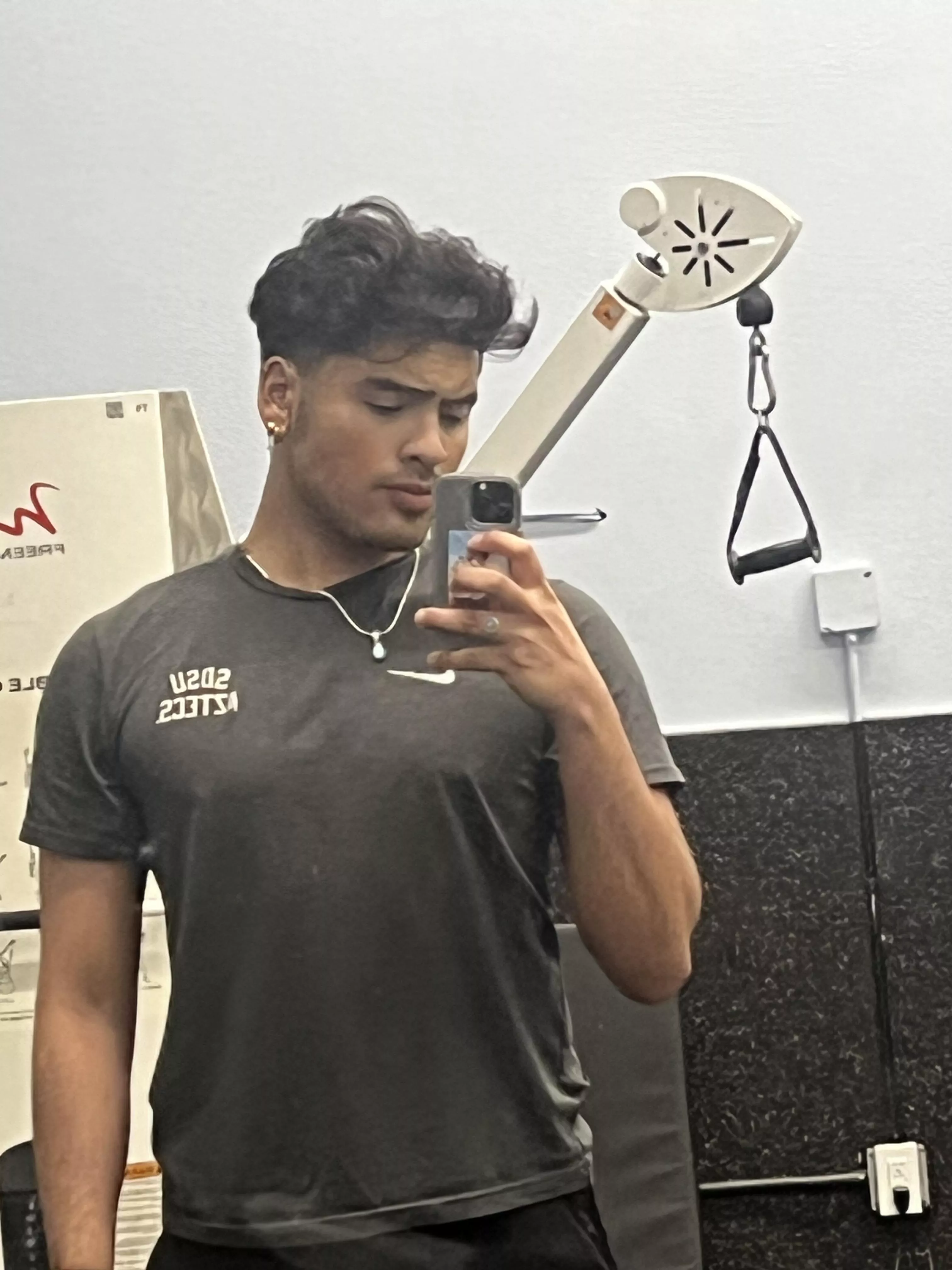 Looking to play 🕹️ posted by depku