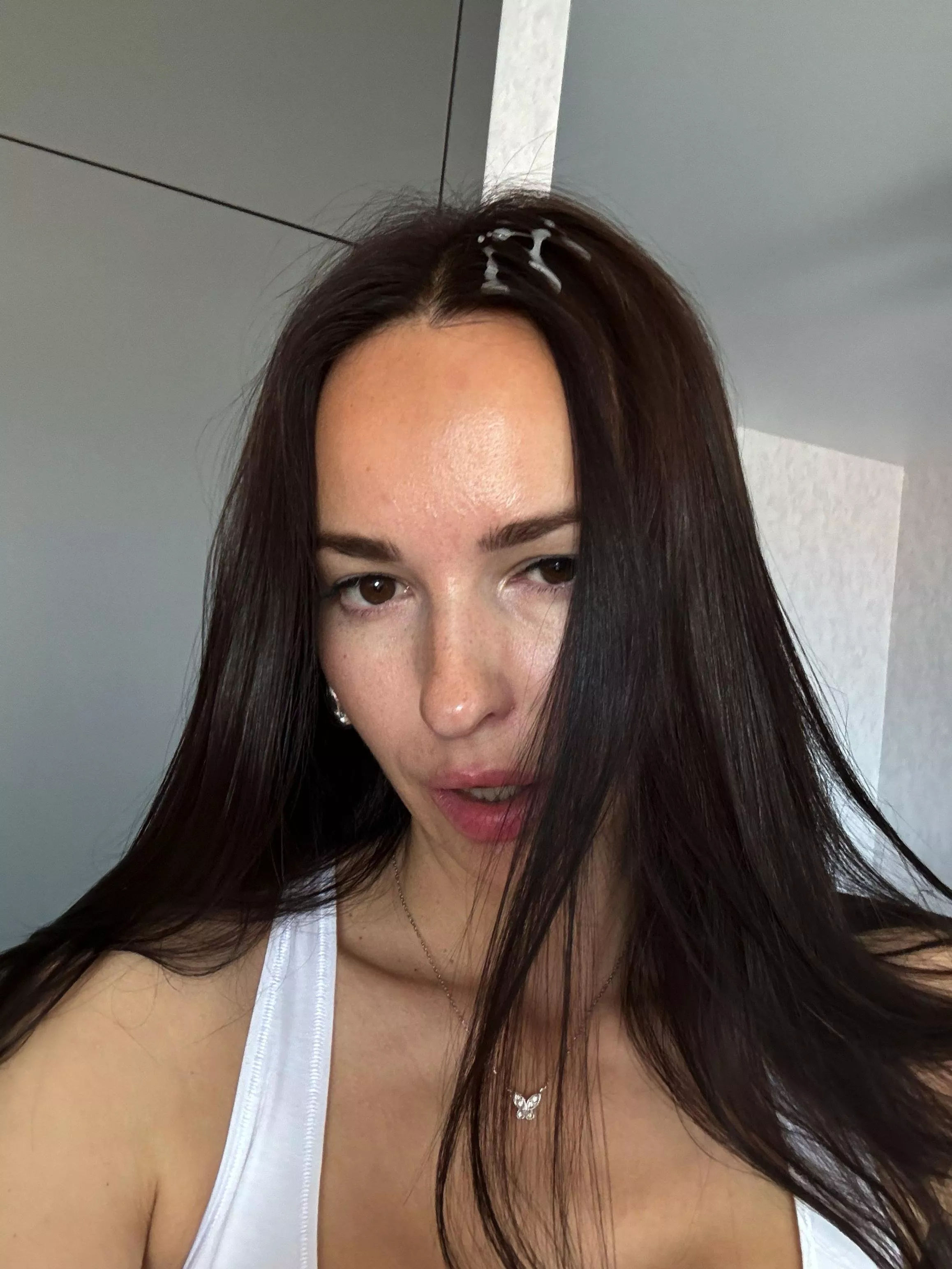 love taking hot selfies… posted by VladaSun