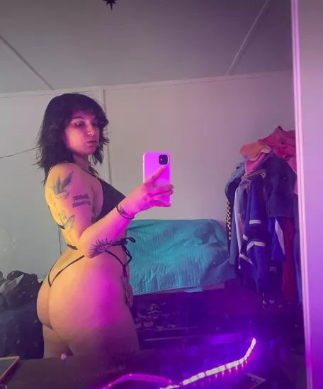 Make my booty full of your cream posted by SereneXWave