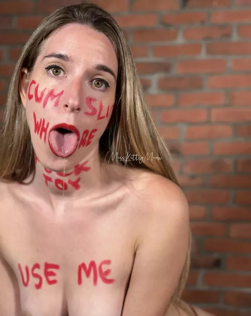 Please feed me [f] by MissKittyMeoww