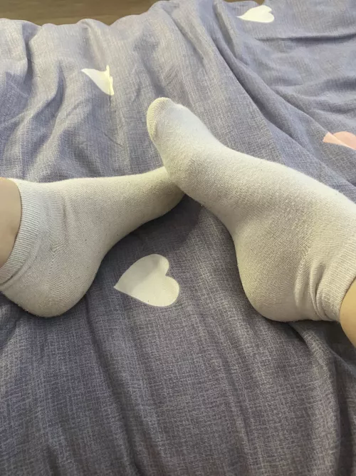 socks help me warm up my cold feet by Wonderfull_Girl