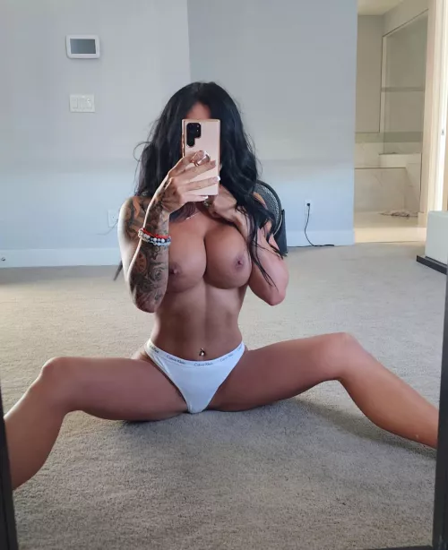 Traveling and fucking married guys off reddit for 2 years now. Put your city below if you would show me a good time there by HisExoticVixen