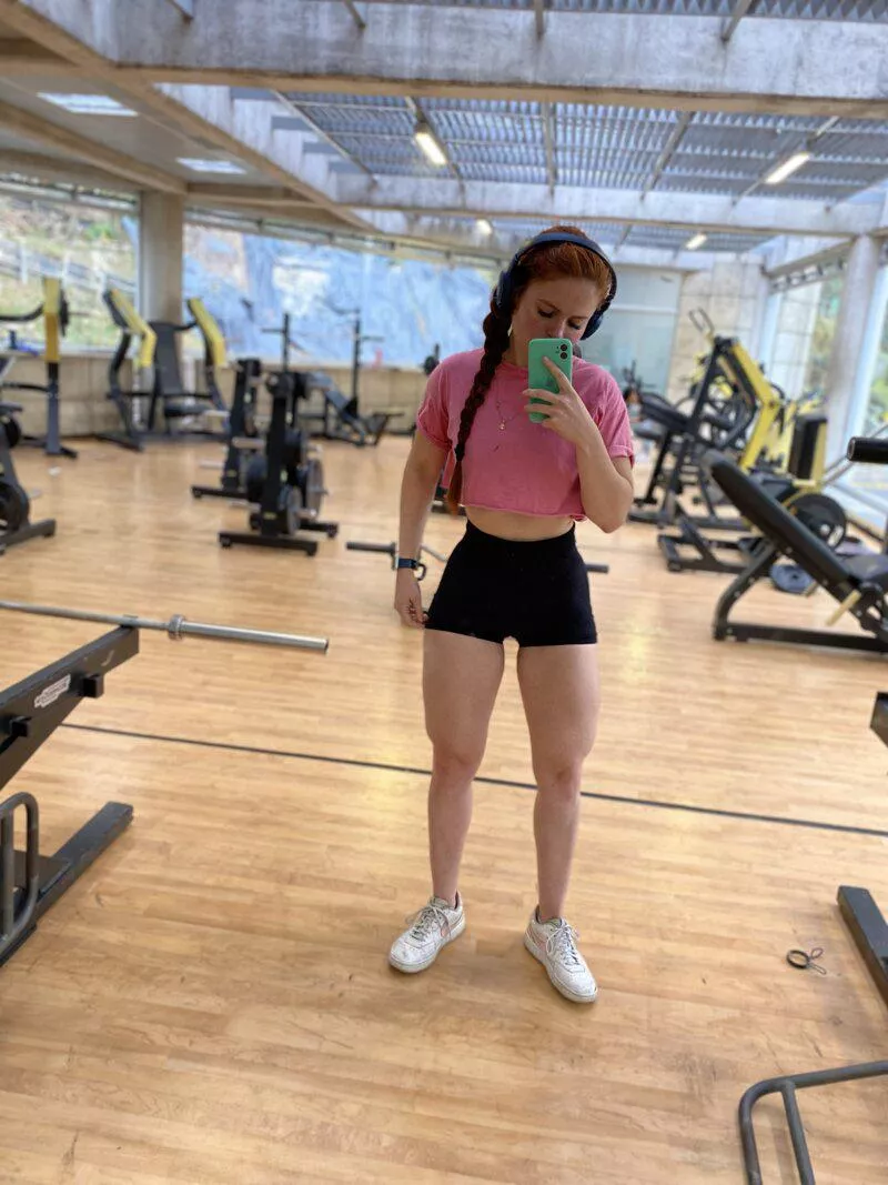 Young guys don't like my body so I hope you do! posted by Gorgeous-Jessica