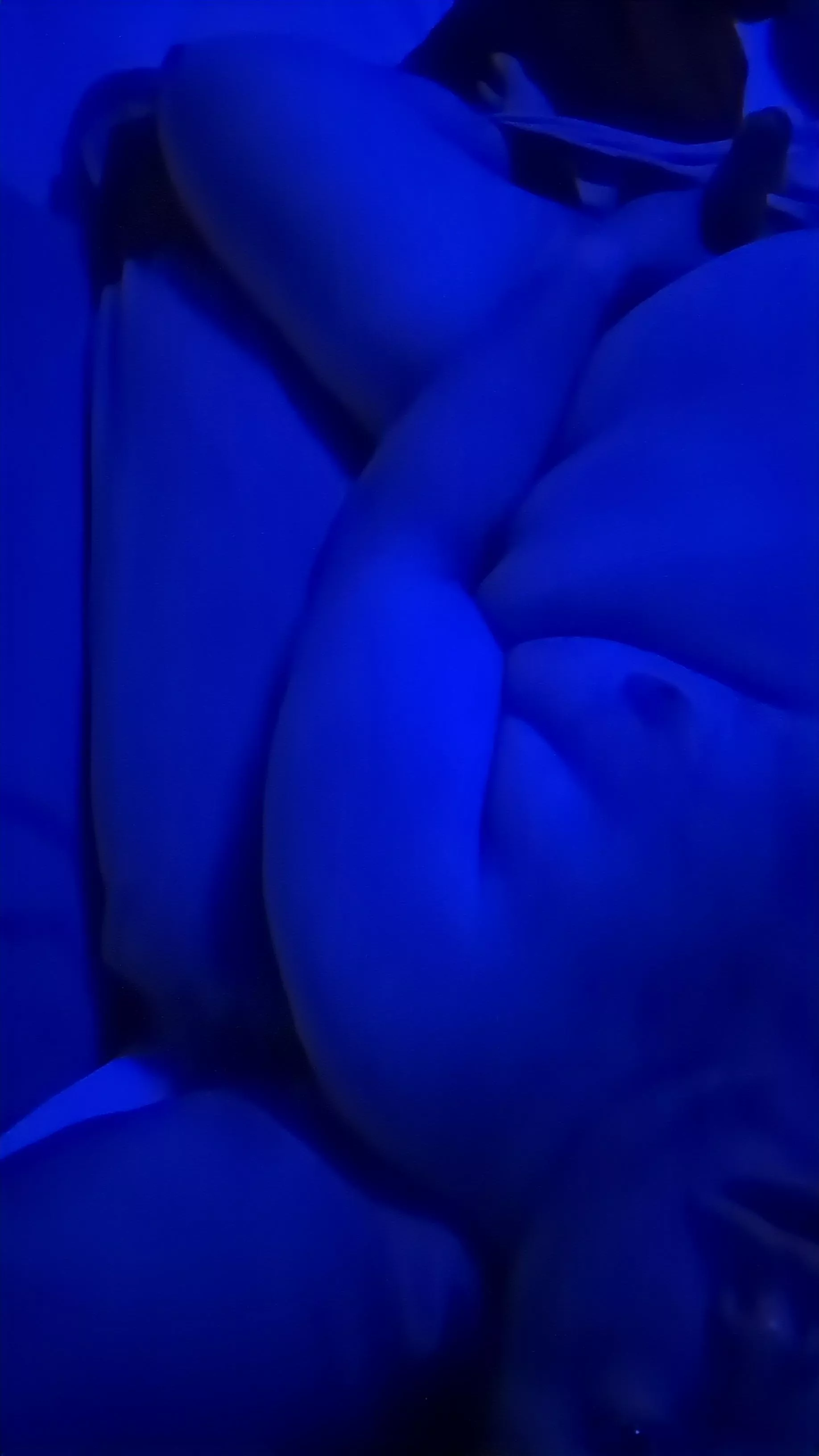 40 horny and high posted by Accomplished_Ad1496